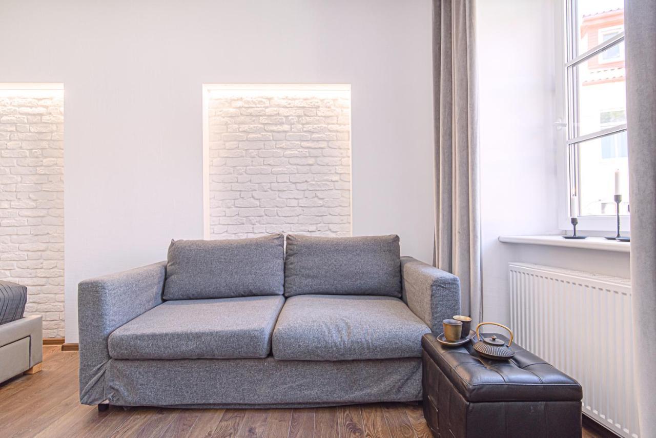 Welcoming Studio In Historic Vilnius With Free Parking By Urban Rent Appartement Buitenkant foto