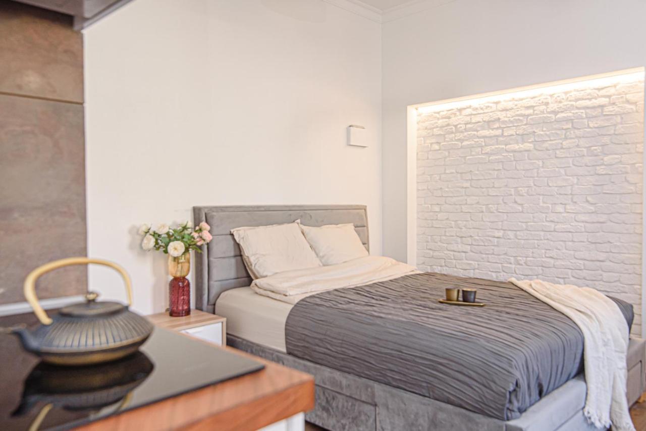 Welcoming Studio In Historic Vilnius With Free Parking By Urban Rent Appartement Buitenkant foto