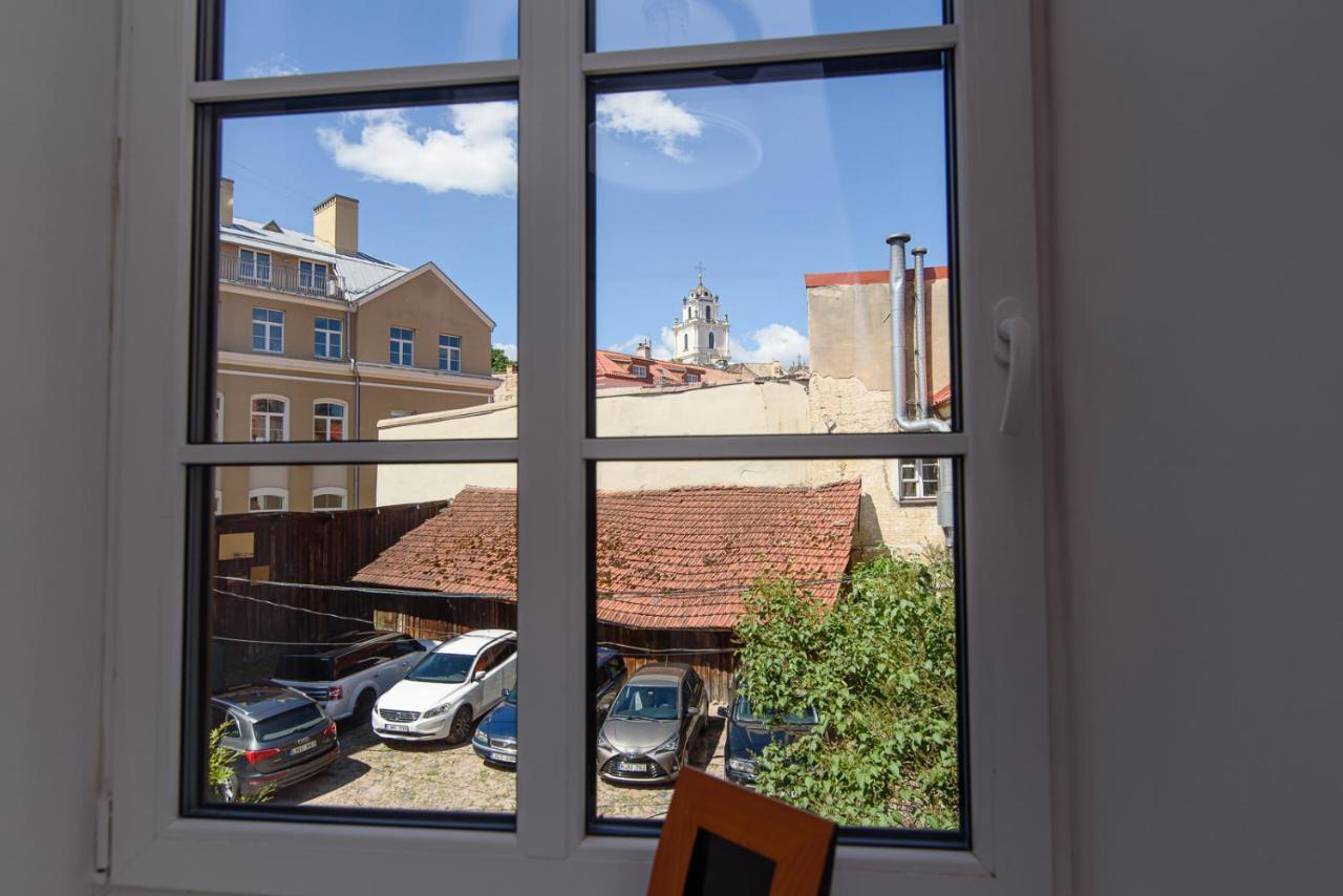 Welcoming Studio In Historic Vilnius With Free Parking By Urban Rent Appartement Buitenkant foto